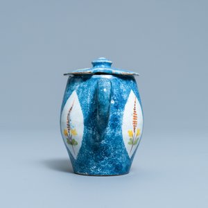 Un moutardier couvert en faience de Bruxelles à décor d'un chat, 18ème — photo 4