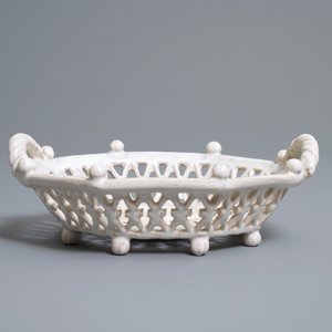 Un panier ajouré de forme octagonale en faïence blanche de Delft ou Francfort, 17ème — photo 6