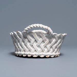 Un panier de forme ovale en faïence blanche de Bruxelles, 18ème — photo 5