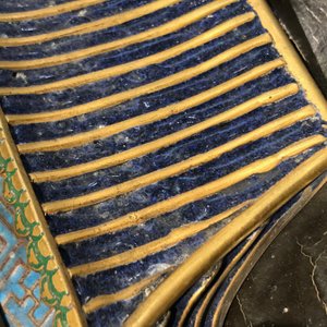 Un panneau en bois laqué incrusté de jade et cloisonné, Chine, 18ème — photo 80