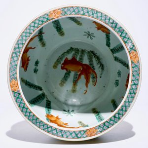 Un petit aquarium à décor de dragons en porcelaine de Chine famille verte sur fond jaune, 19ème — photo 5