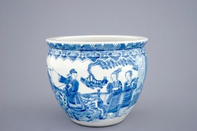 Un petit aquarium en porcelaine de Chine bleu et blanc, 19ème