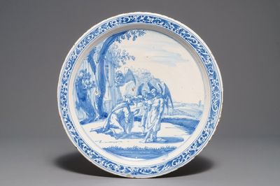 Un plat à décor religieux en faïence de Delft bleu et blanc, 3ème quart du 17ème