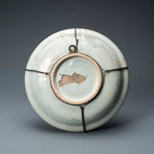 Un plat en céramique de style Iznik, Kutahya, Turquie, 19ème — photo 2