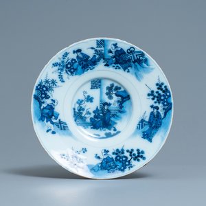 Un plat en faïence de Delft en bleu et blanc à décor de chinoiserie, fin du 17ème — photo 1