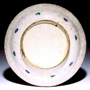 Un plat en faïence d'Iznik à décor polychrome, Turquie, fin du 16ème — photo 2