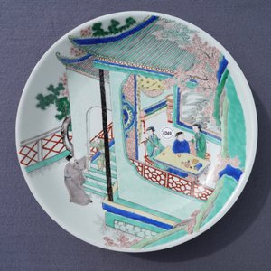 Un plat en porcelaine de Chine famille verte à décor d'une cérémonie de thé, Kangxi — photo 16