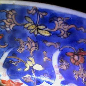 Un plat en porcelaine de Chine verte-imari à décor du 'Gouverneur Duff', Yongzheng — photo 13