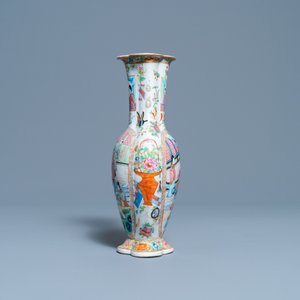 Un plat et un vase en porcelaine de Chine famille rose de Canton, 19ème — photo 5