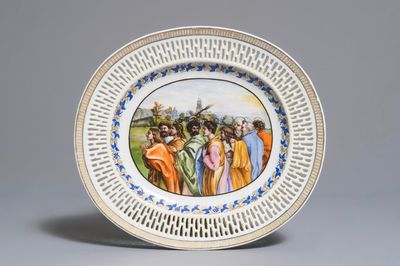 Un plat ovale en porcelaine de Chine à sujet religieux, Qianlong