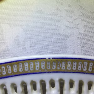 Un plat ovale en porcelaine de Chine à sujet religieux, Qianlong — photo 6