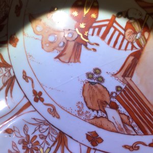Un plat, un bol et une boîte à thé en porcelaine de Chine 'lait et sang' et bleu et blanc, Kangxi — photo 19
