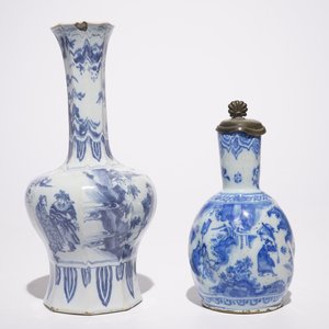 Un plat, un vase et une aiguière en faïence de Delft bleu et blanc à décor chinoiserie, 17/18ème — photo 5