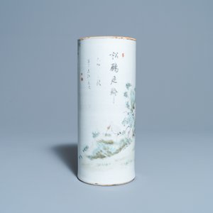 Un porte-chapeau en porcelaine de Chine qianjiang cai, 19/20ème — photo 4