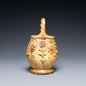 Un pot à feu en poterie de Torhout, atelier de Willemyns, daté 1821 — photo 6