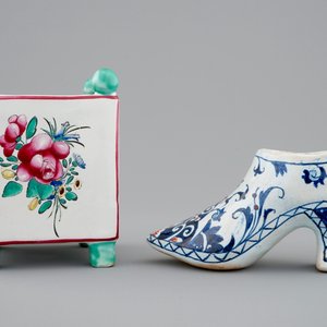 Un pot à fleurs en faïence de l'Est et une chaussure en Rouen, 18/19ème — photo 5
