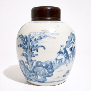 Un pot à gingembre en porcelaine de Chine bleu et blanc aux enfants jouants, Kangxi — photo 2