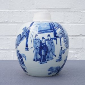 Un pot à gingembre en porcelaine de Chine bleu et blanc, marque de Jiajing, Kangxi — photo 10