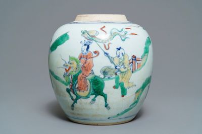 Un pot à gingembre en porcelaine de Chine doucai, prob. Kangxi/Yongzheng