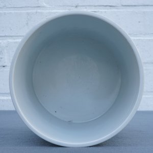 Un pot à pinceaux en porcelaine de Chine bleu et blanc à décor d'animaux mythiques, Kangxi — photo 11