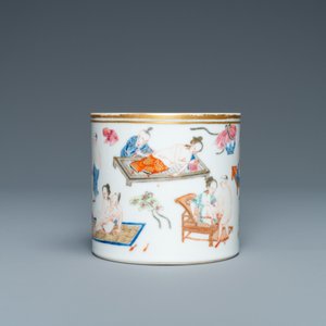 Un pot à pinceaux en porcelaine de Chine famille rose à sujet érotique, 1ère moitié du 19ème — photo 7
