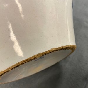 Un pot à tabac en faïence de Delft en bleu et blanc à décor d'un indien, 18ème — photo 14