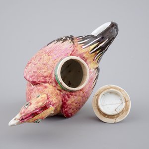 Un pot à vin en forme de coq en porcelaine de Chine pour l'export, 18ème — photo 6