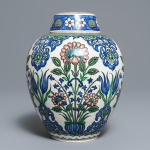 Un pot couvert de style Iznik en faïence de Samson, Paris, 19ème — photo 4