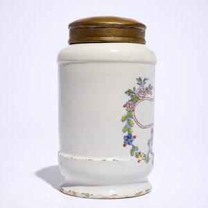 Un pot de pharmacie en faïence de Delft polychrome de forme albarello, 18ème — photo 4