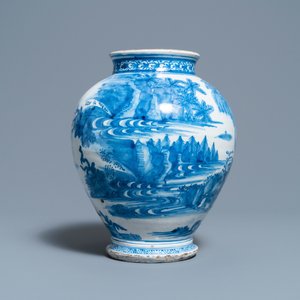 Un pot en faïence de Delft en bleu et blanc à décor de chinoiserie, Pays-Bas ou Angleterre, 3ème quart du 17ème — photo 2