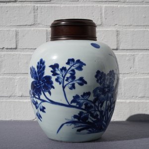 Un pot en porcelaine de Chine bleu et blanc, époque Transition — photo 11