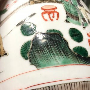 Un pot en porcelaine de Chine famille verte à décor de 'La Romance de la chambre de l'ouest', Kangxi — photo 13