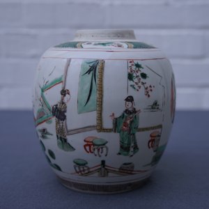 Un pot en porcelaine de Chine famille verte à décor de 'La Romance de la chambre de l'ouest', Kangxi — photo 15