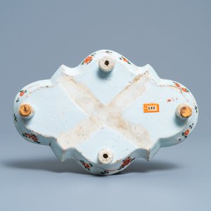 Un présentoir à 4 pieds en porcelaine de Chine famille verte, Kangxi — photo 2