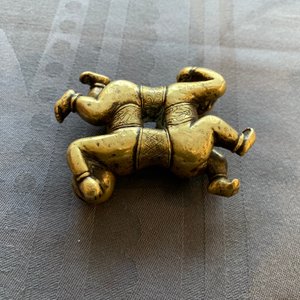 Un presse-papier en bronze doré en forme des frères Hoho, Chine, 18/19ème — photo 19