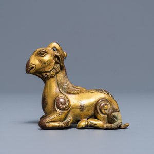 Un presse-papier en bronze doré en forme d'un bélier, Chine, 19/20ème — photo 3