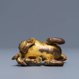 Un presse-papier en bronze doré en forme d'un bélier, Chine, 19/20ème — photo 8