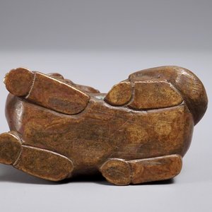 Un presse-papiers en bronze en forme de qilong, Chine, 18/19ème — photo 6