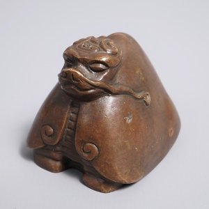 Un presse-papiers en bronze en forme du dragon tortue mythique Longui, Chine, 18/19ème — photo 1