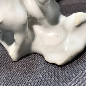 Un repose-pinceaux en porcelaine blanc de Chine, 19/20ème — photo 18