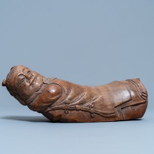 Un repose-tête en forme de garçon couché en bambou, Chine, 19ème — photo 1