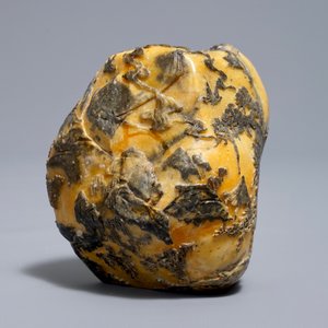 Un rocher à décor d'un paysage en pierre à savon de Shoushan sculptée, Chine, 19/20ème — photo 4