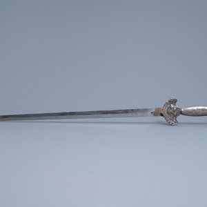 Un sabre chinois en argent incrusté de corail, lapis lazuli et turquoise, 19ème — photo 4