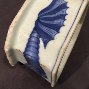 Un saleron en porcelaine de Chine bleu et blanc d'après un modèle européen, 1ère moitié du 18ème — photo 14