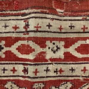 Un sari rituel en ikat patola pour l'Indonésie aux tampons de la Compagnie des Indes, Gujarat, Inde, 17ème — photo 20