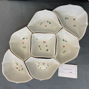 Un service à mendiants en porcelaine de Chine famille rose à décor 'Wu Shuang Pu', 19ème — photo 22