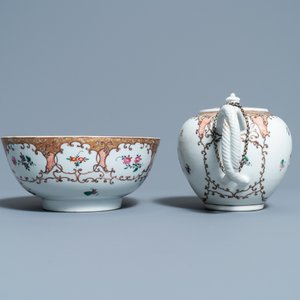Un service à thé de 12 pièces en porcelaine de Chine famille rose pour le marché européen, Qianlong — photo 4