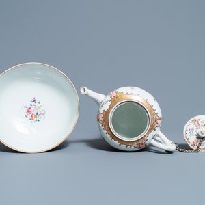 Un service à thé de 12 pièces en porcelaine de Chine famille rose pour le marché européen, Qianlong — photo 8