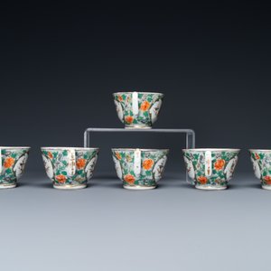 Un service à thé de 14 pièces en porcelaine de Chine famille verte de Canton dans son coffret de présentation, 19ème — photo 13