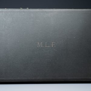Un service à thé de 14 pièces en porcelaine de Chine famille verte de Canton dans son coffret de présentation, 19ème — photo 22